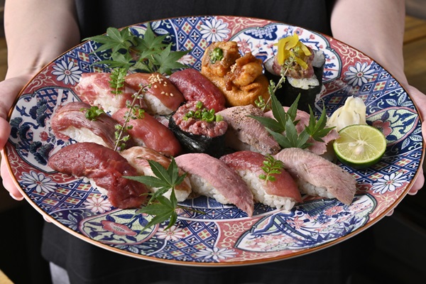 【8/26オープン！】肉屋の、鮨。『炙りと握り 肉寿司本家 お初天神店』大阪・お初天神に2号店が誕生